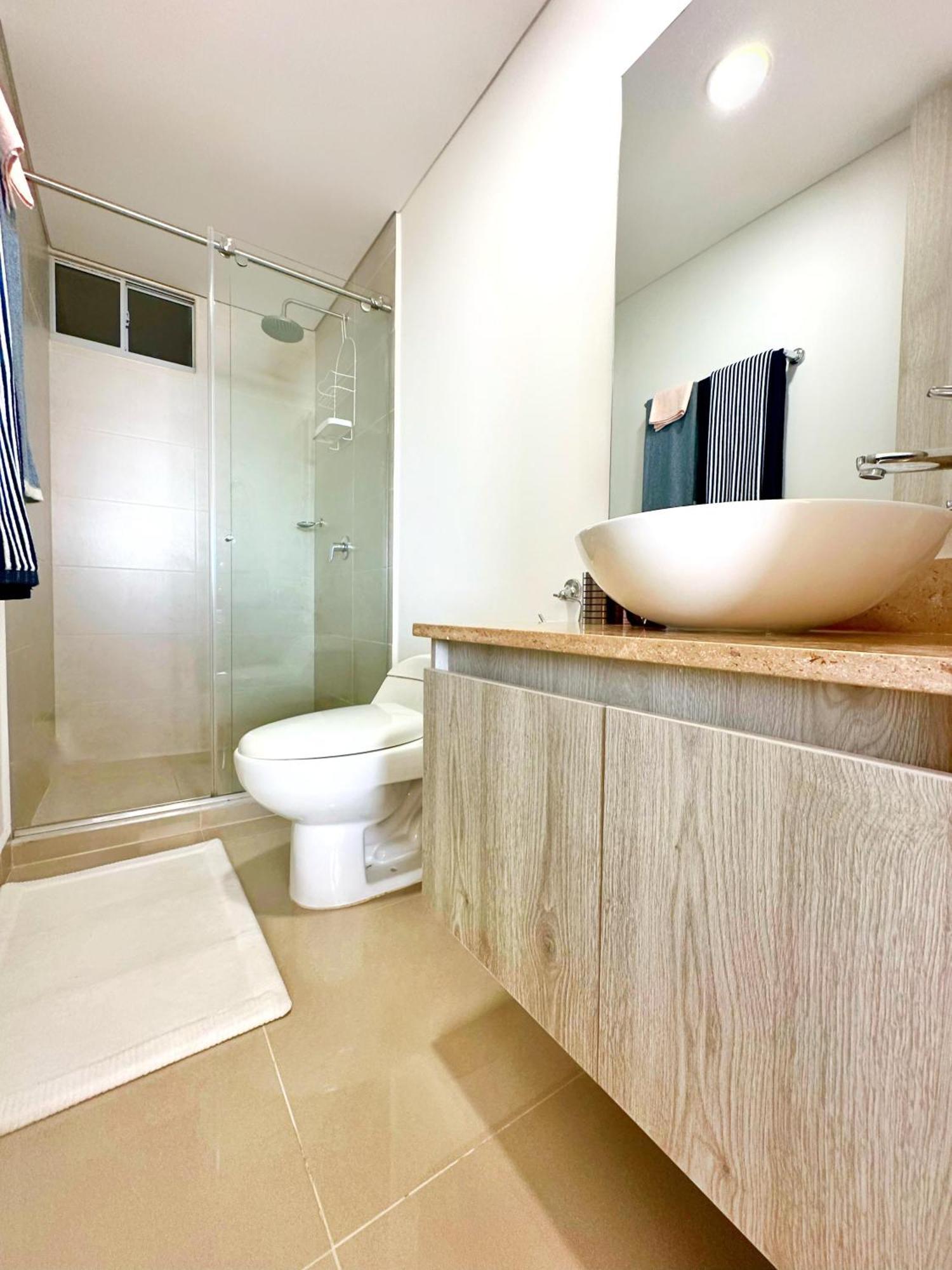 Ocean View-valentino! By Airport! Apartment Cartagena