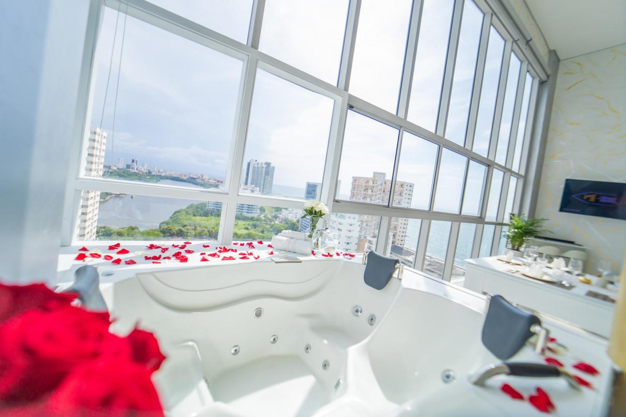 Amazing Luxury Duplex In Penthouse-style With Private Jacuzzi By Evintra Apartamento Cartagena