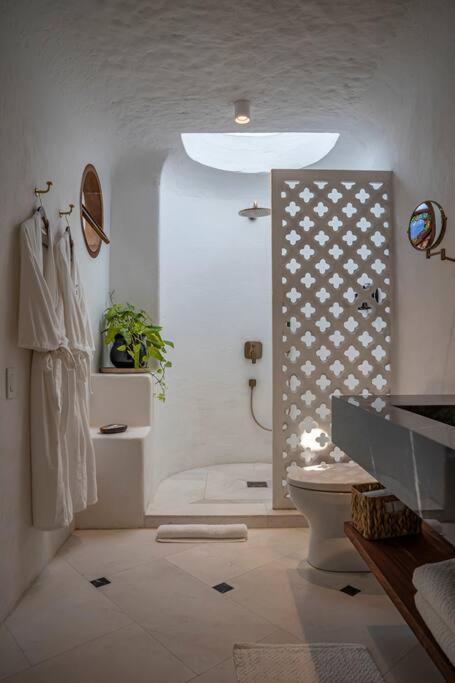 Luxury Tropical In Historic *