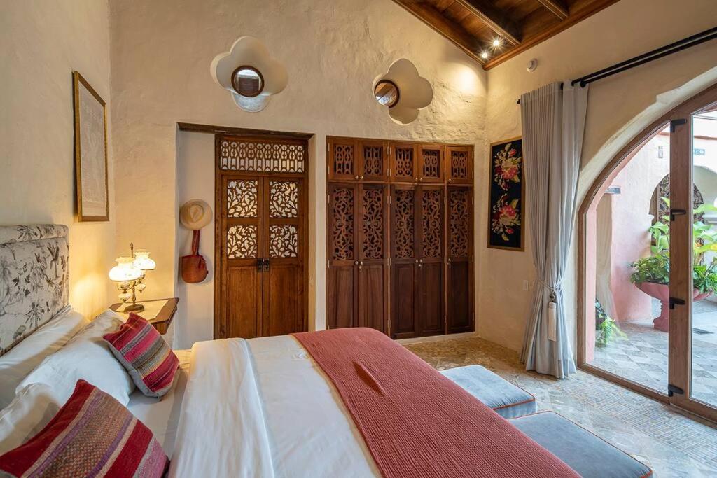 Villa Luxury Tropical In Historic