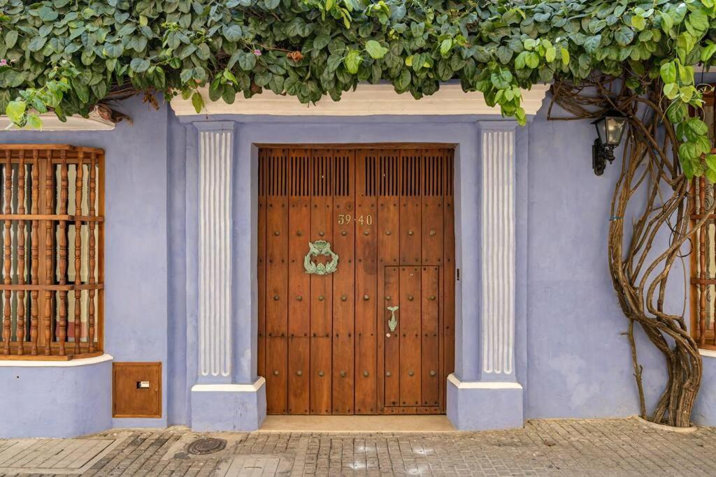 Villa Luxury Tropical In Historic Cartagena