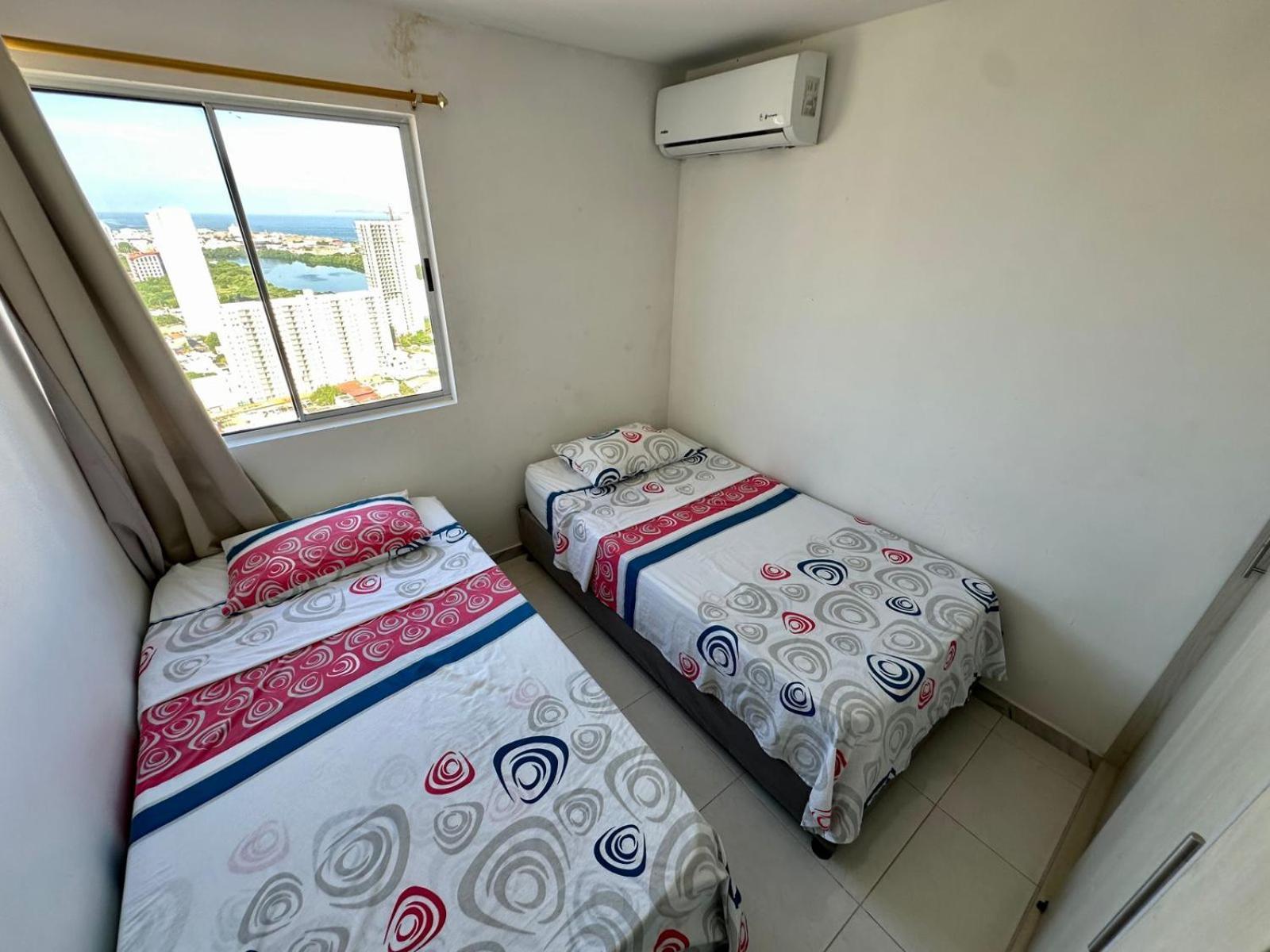 Hermosa Vista Desde El Piso 31 Cerca A Marbella Cartagena