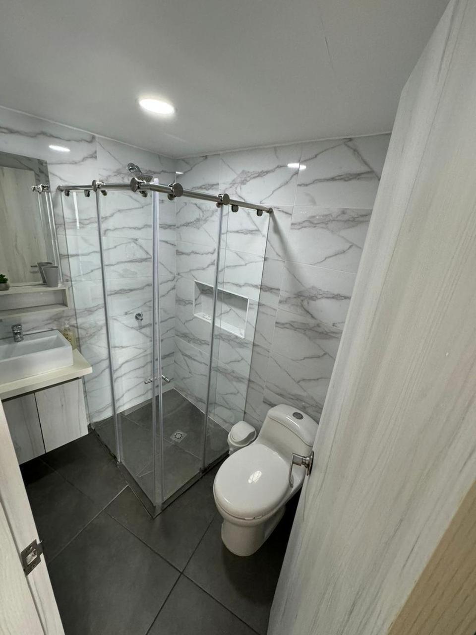 Hermoso Vista Al Mar El Laguito Apartamento Cartagena