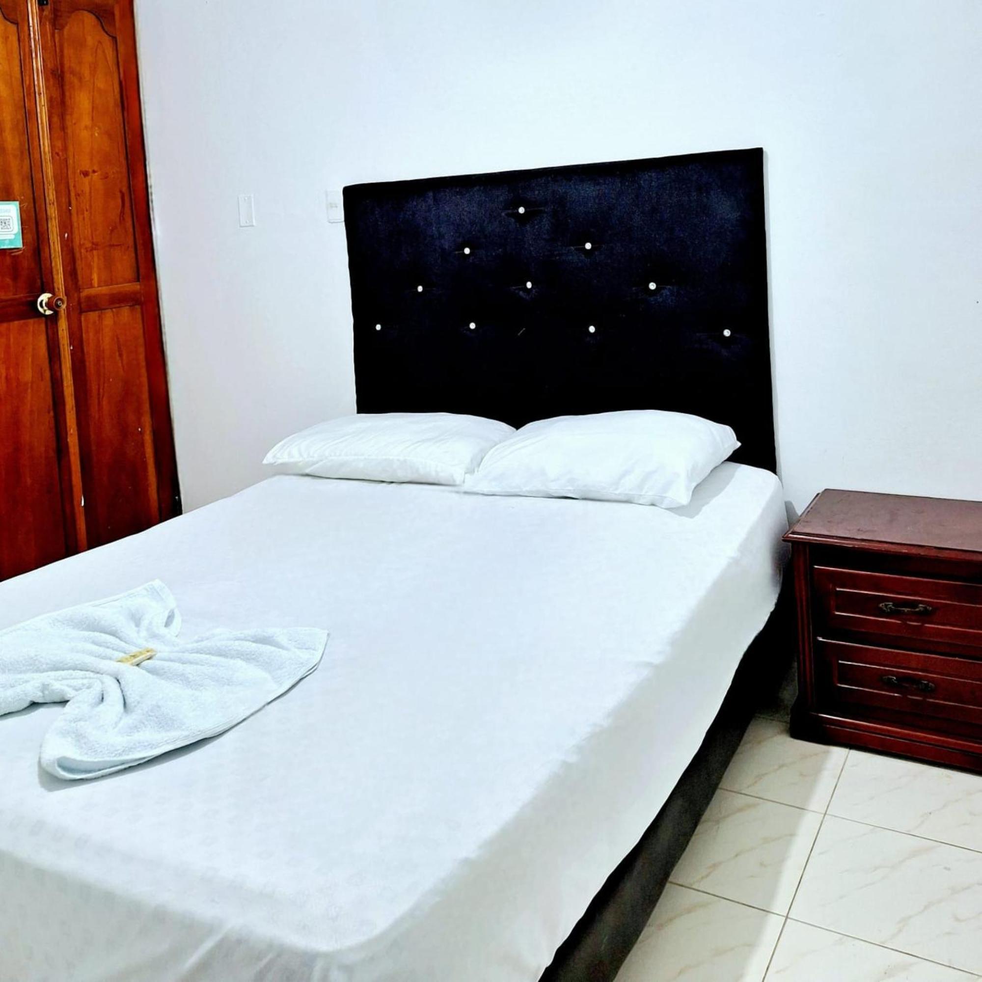 Hotel Corales Del Mar *