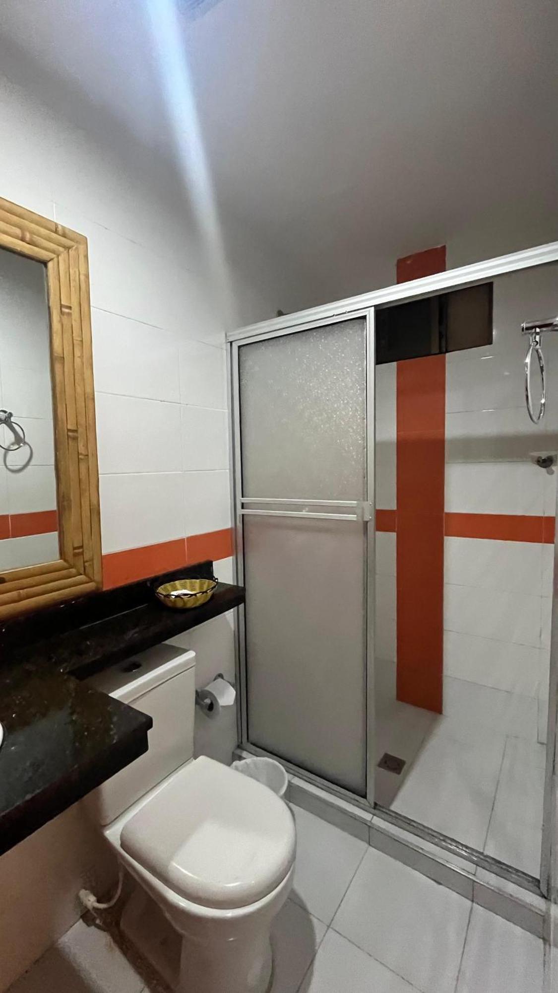 Hotel Airport Crespo Cartagena