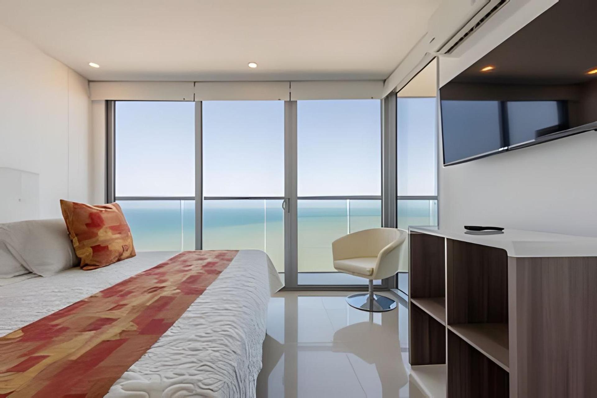 Awesome Sea View “morros City” 29th Floor 2r/3br Cartagena
