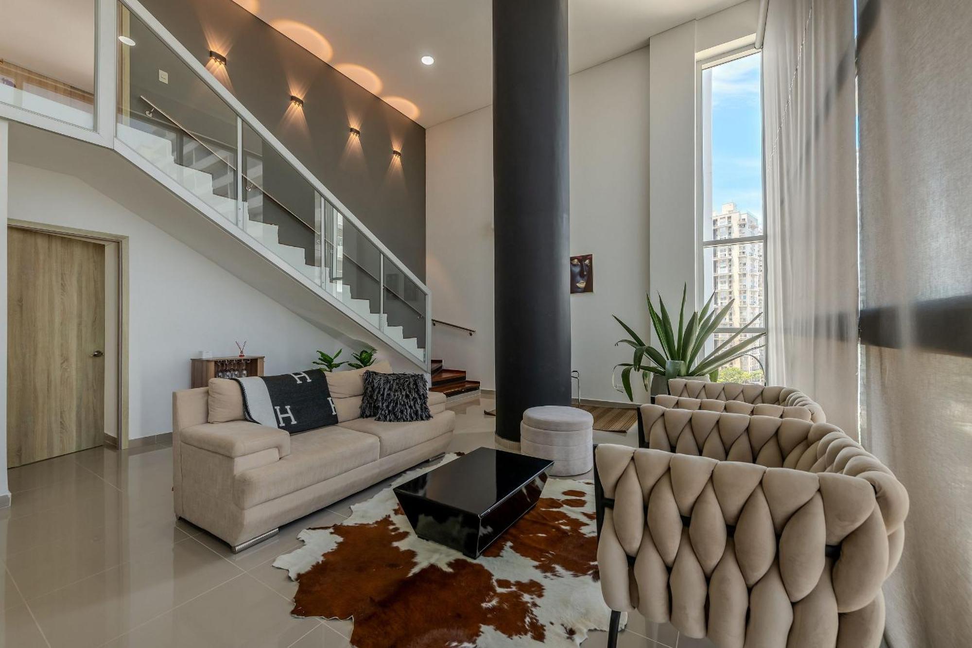 Modern 3br Duplex Apt. Great View And Location Apartamento *