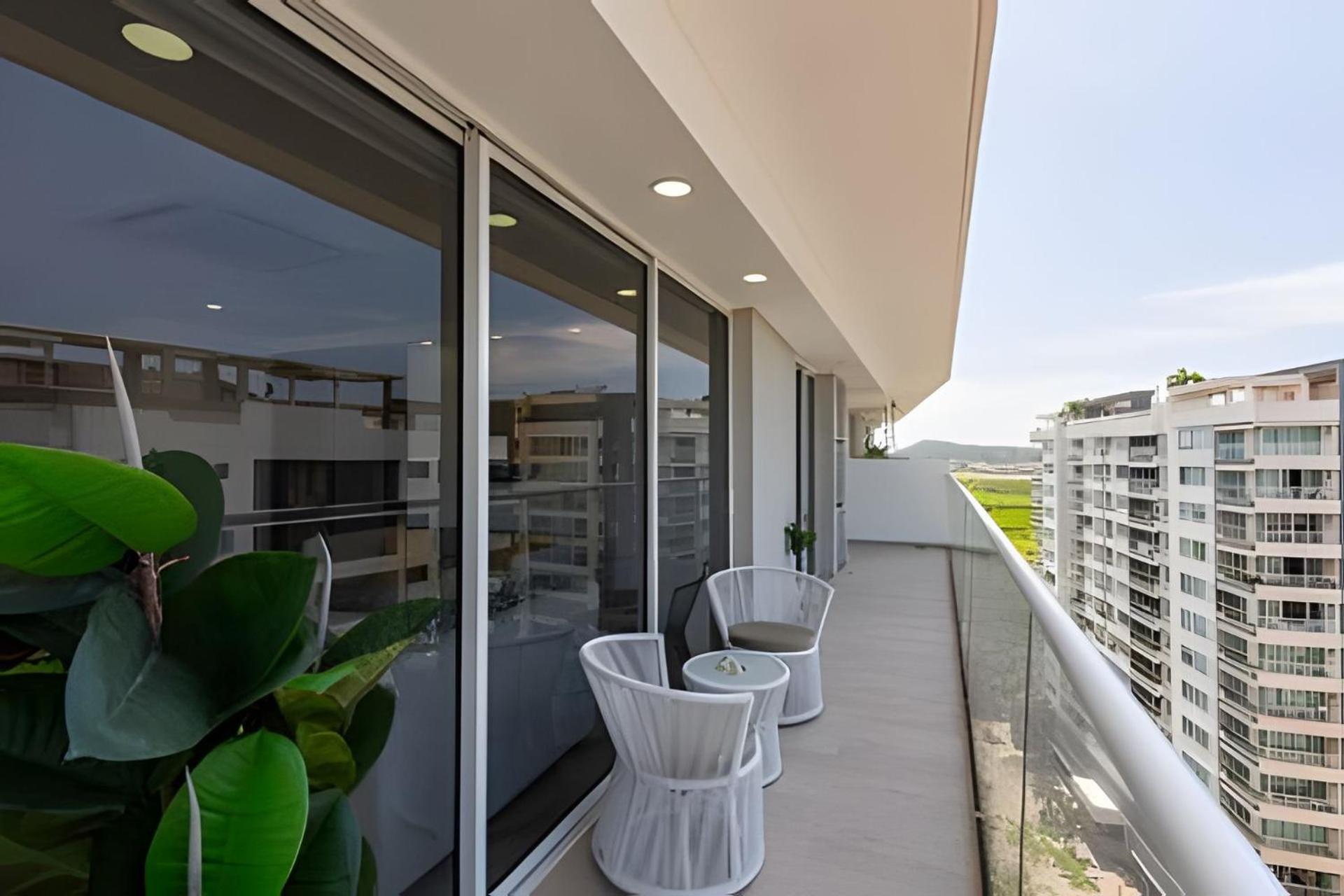Luxury 2br Jacuzzi Sea View 14th Floor Apartamento