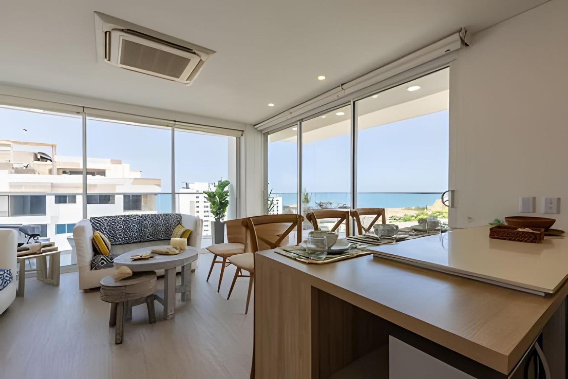 Luxury 2br Jacuzzi Sea View 14th Floor