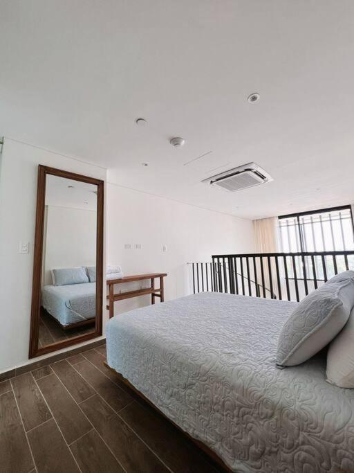 Pool & Rooftop! Steps To The Old And Getsemany Apartamento Cartagena