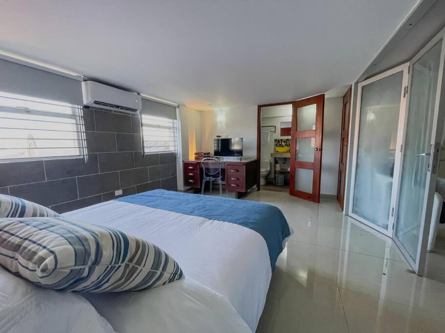 Duplex In Old Center Apartamento Cartagena