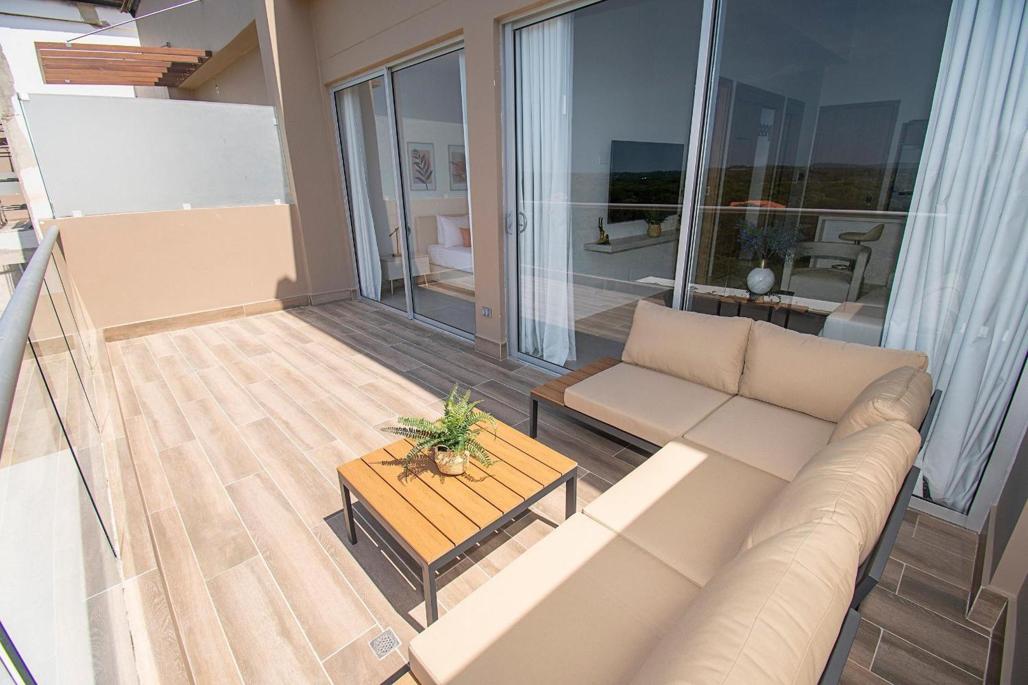 U-go Baia Kristal: Oasis Moderno En Apartment