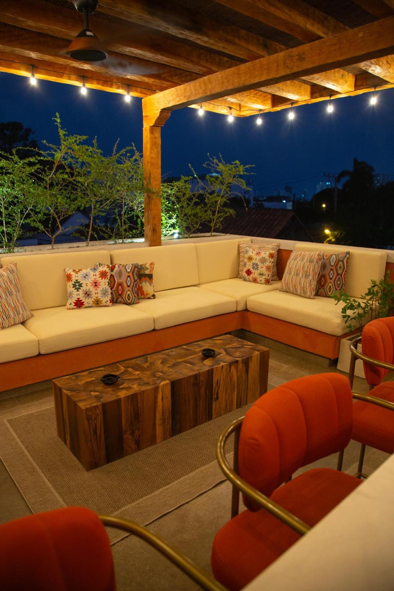 Villa Colonial Luxury House In