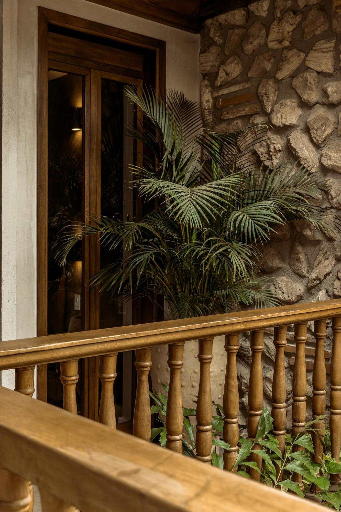 Colonial Luxury House In Villa
