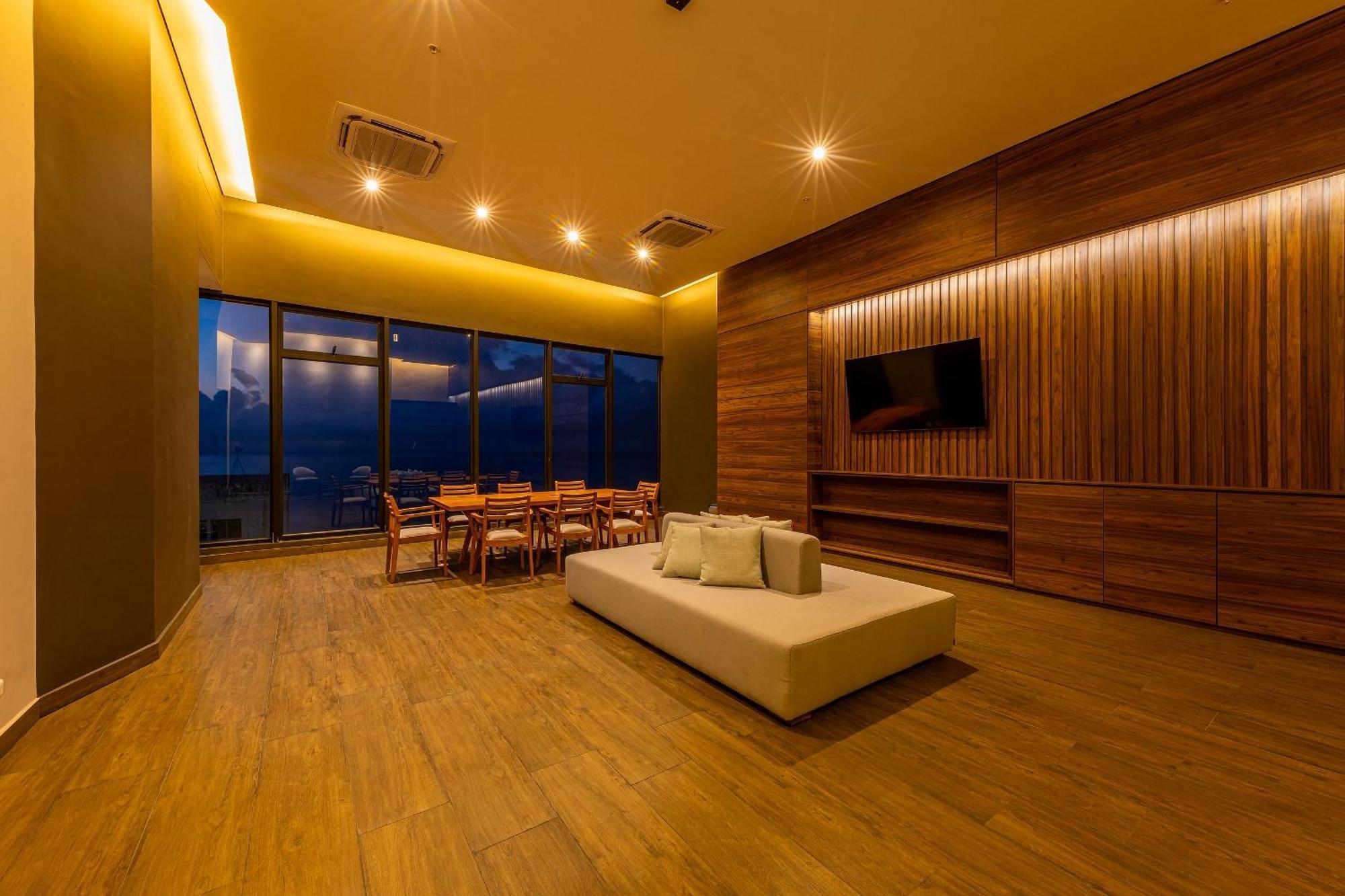 Stunning Sea View And Historic Center 20th Fl/ 2br Apartamento *