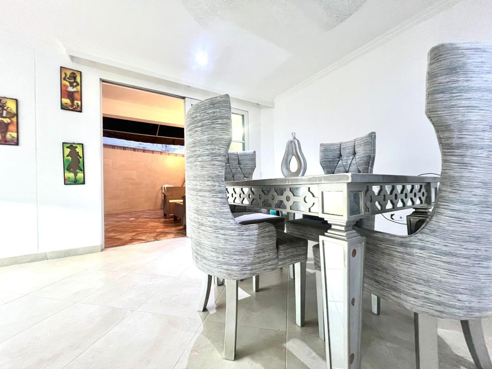 Private House - 4 Pisos - 100 Mts De La Playa Сasa de vacaciones Cartagena