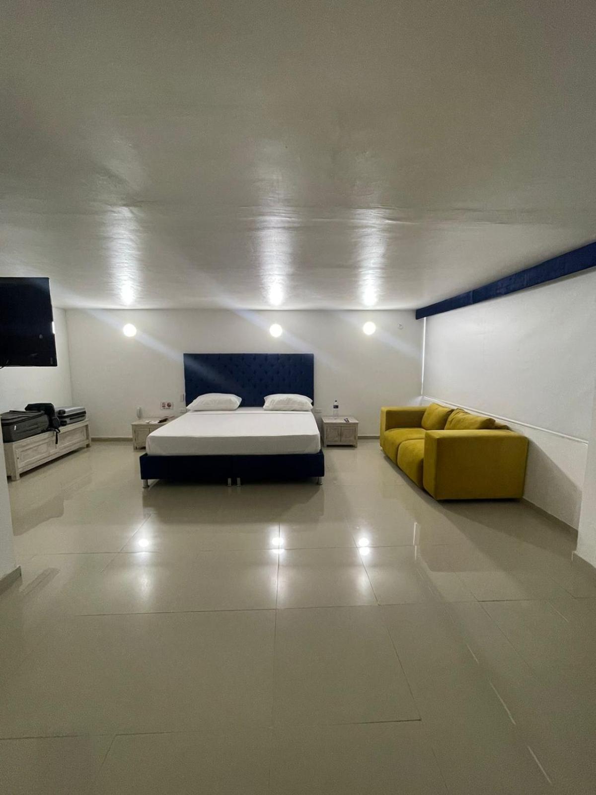 Hernandez Ctg 3* Cartagena