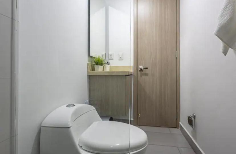 Espectacular Duplex En Bocagrande Con Vista Al Mar Y La Bahia *