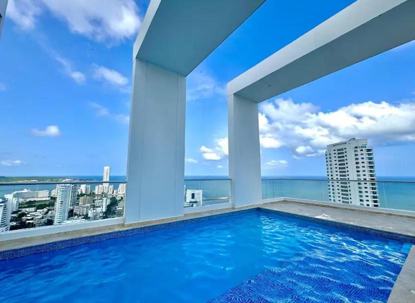 Apartamento Espectacular Duplex En Bocagrande Con Vista Al Mar Y La Bahia