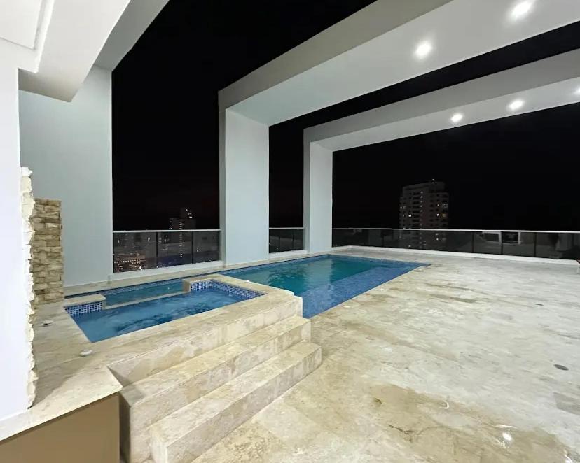 Espectacular Duplex En Bocagrande Con Vista Al Mar Y La Bahia