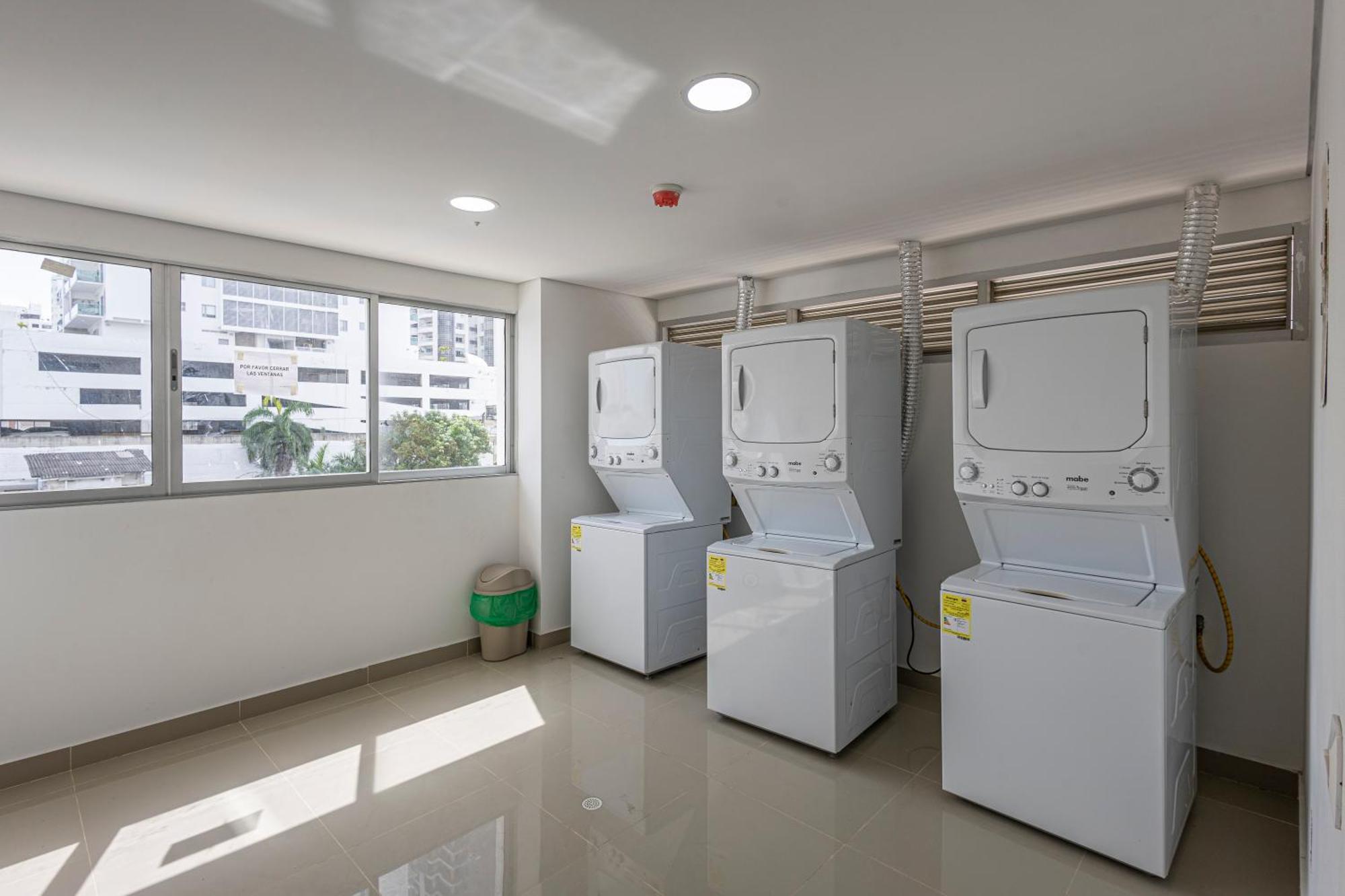 Apartamento Espectacular Duplex En Bocagrande Con Vista Al Mar Y La Bahia *