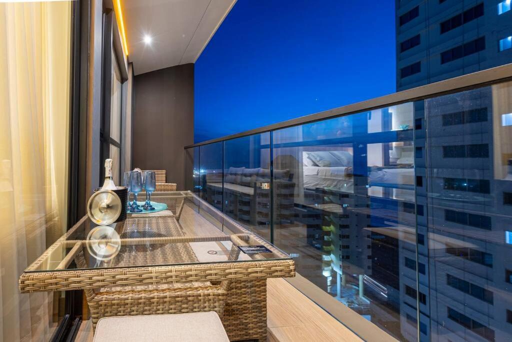 New Vibrant & Memorable In Cartagena, Col *