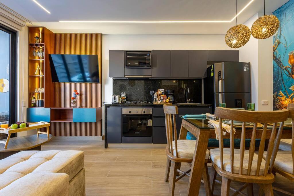 Apartamento New Vibrant & Memorable In Cartagena, Col
