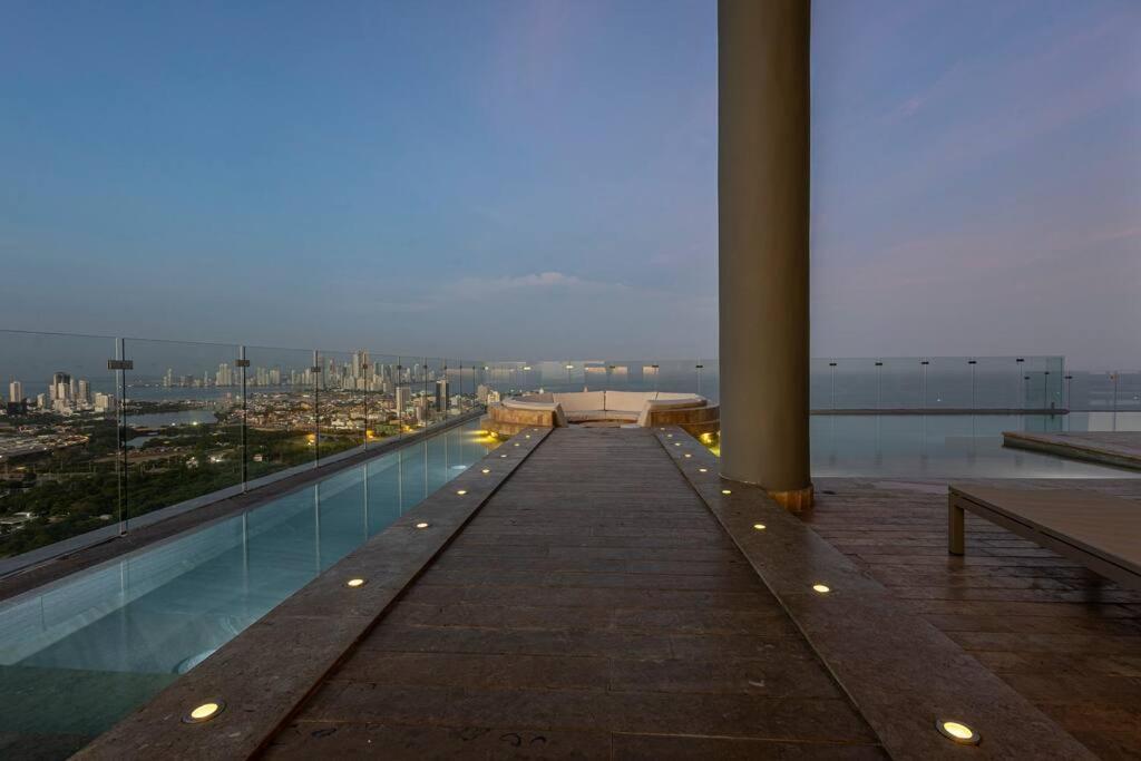 New Vibrant & Memorable In Cartagena, Col
