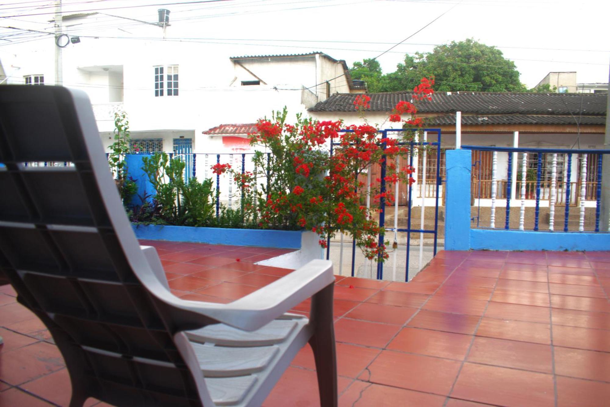 Hosting And Travel Services 420 * Cartagena
