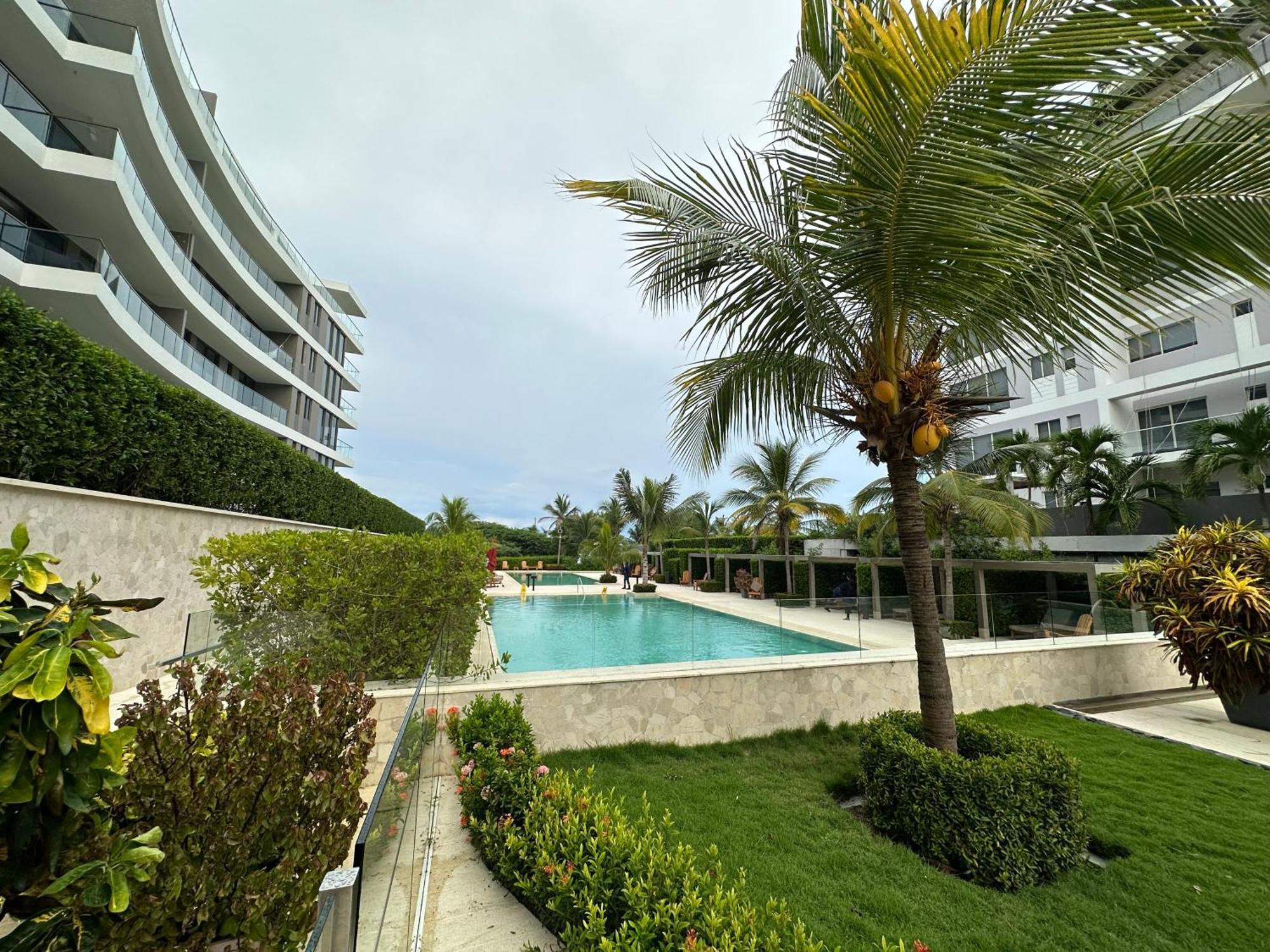 Apartment En Frente Al Mar Con piscina