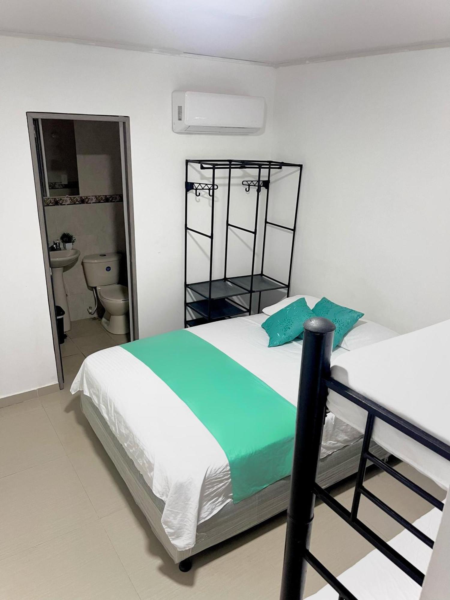 Shekinah House Pensión Cartagena