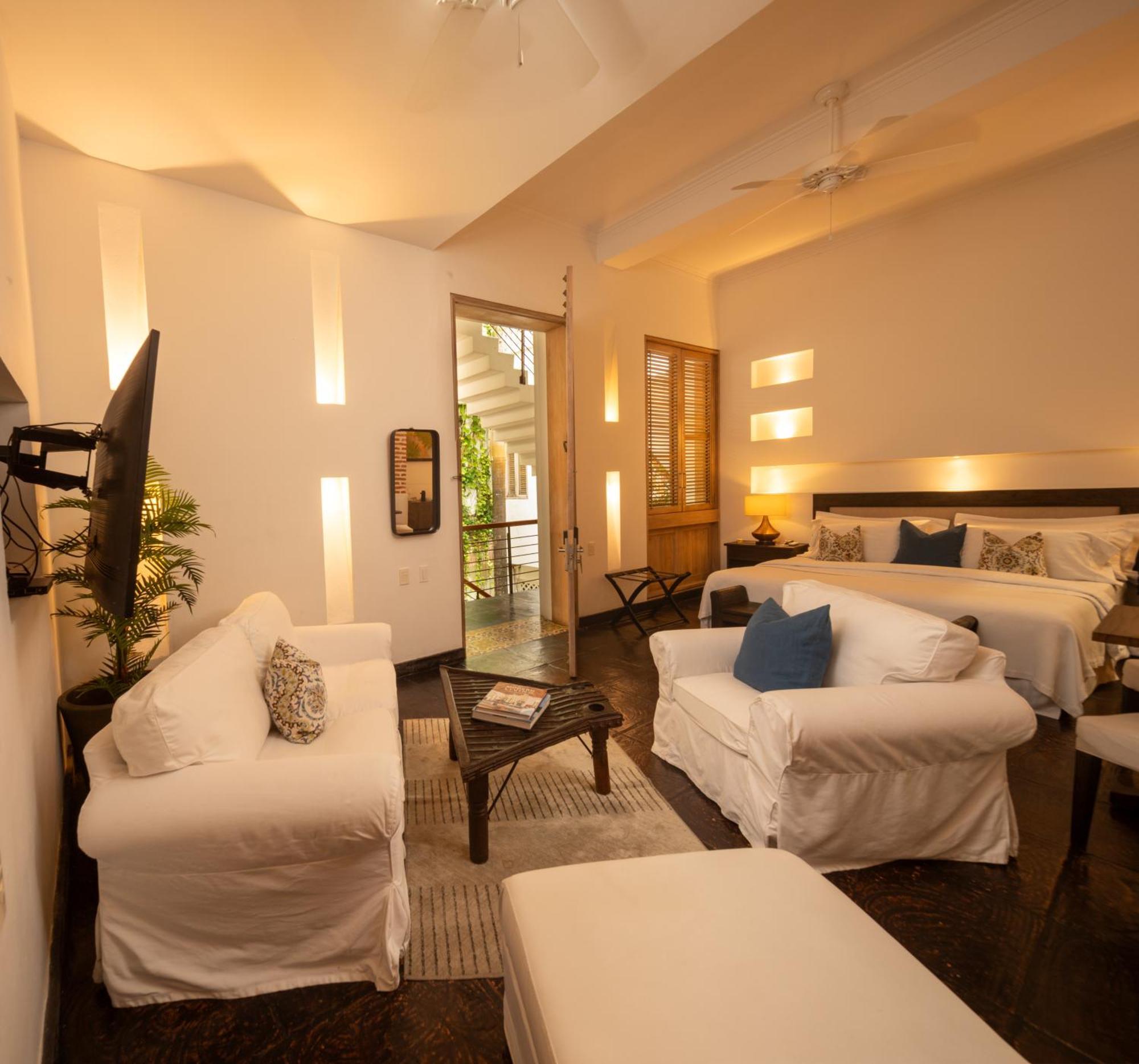 Casa Belle Boutique