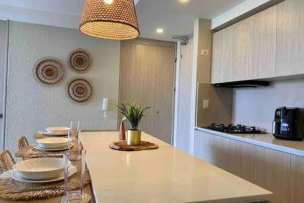 Indulge, Balcony Jacuzzi Apartamento