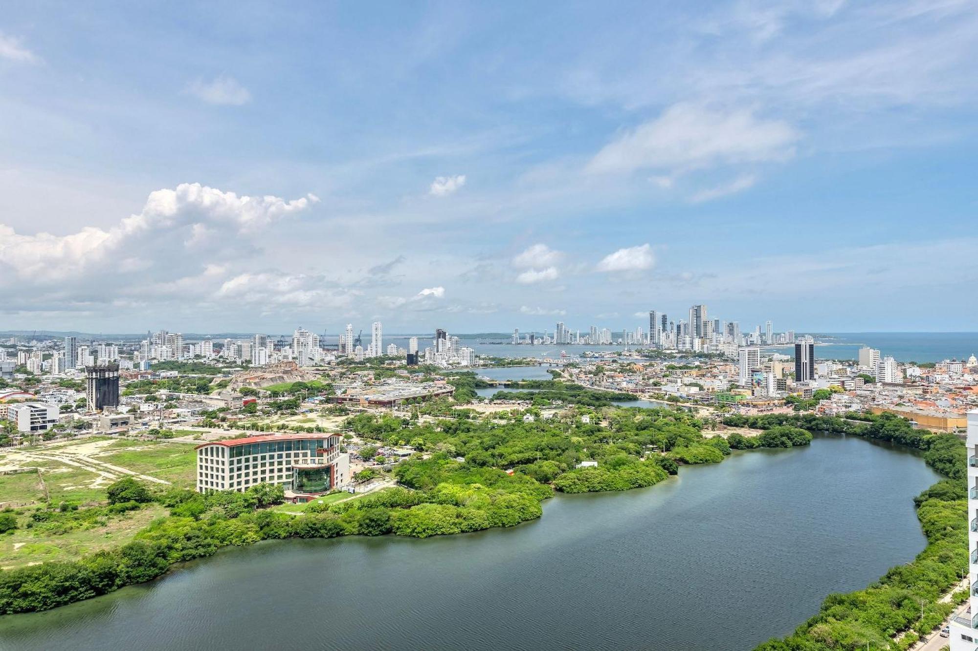 Apartamento Stunning Sea View And Historic Center 20th Fl/ 2br *