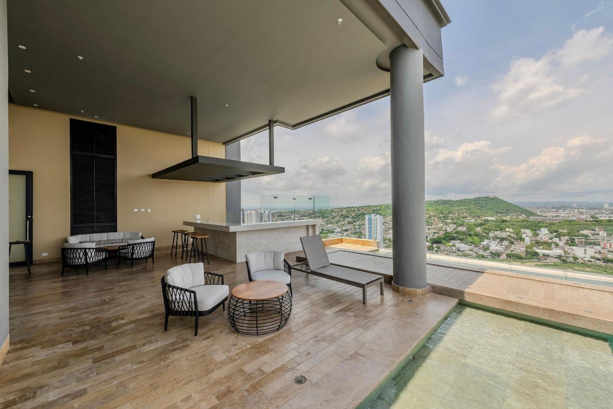 Stunning Sea View And Historic Center 20th Fl/ 2br * Cartagena