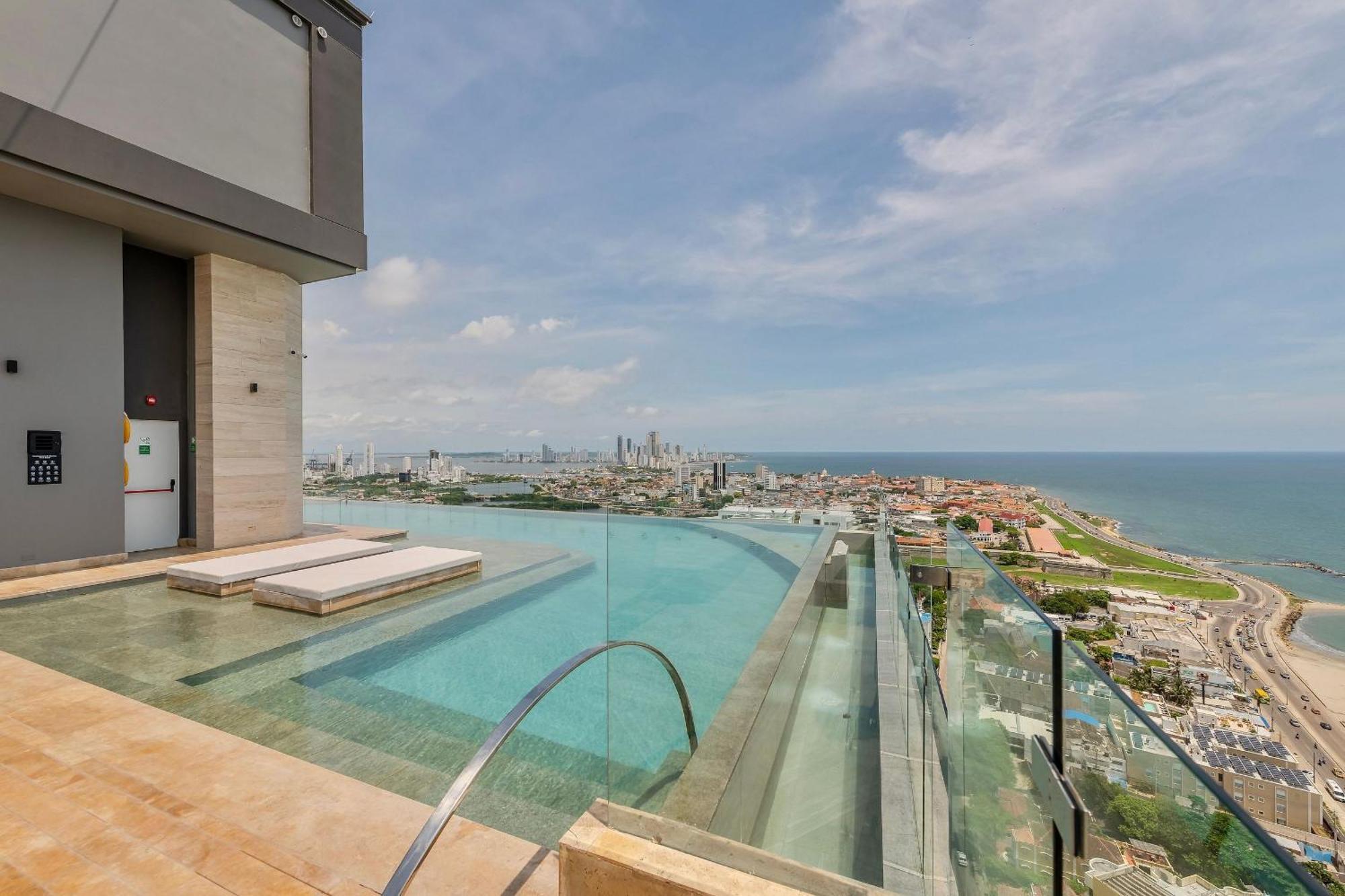Stunning Sea View And Historic Center 20th Fl/ 2br Apartamento