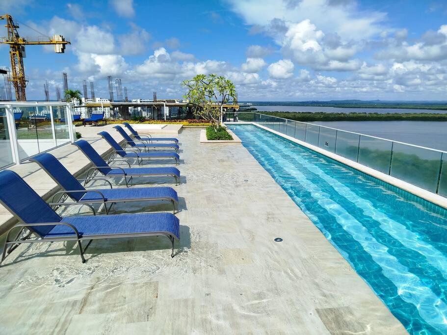 Martinique - Hermoso Con Jacuzzi En El Balcon!