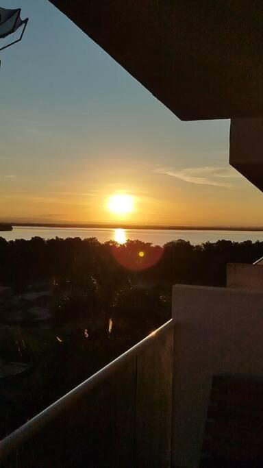 Martinique - Hermoso Con Jacuzzi En El Balcon! Apartamento