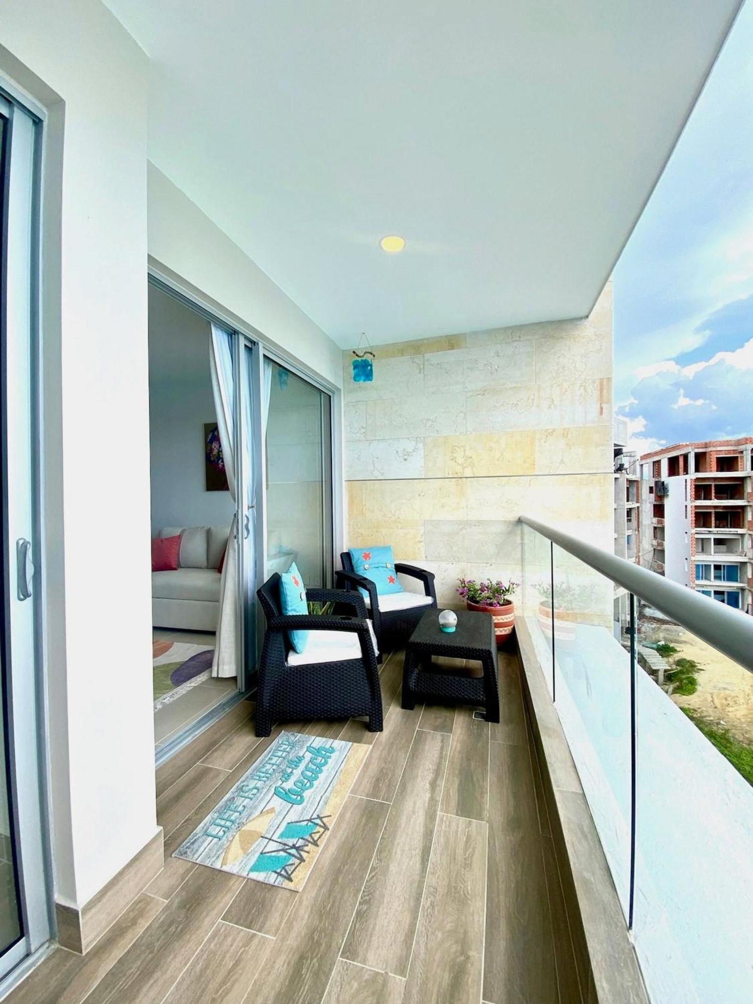 U-go Baia Kristal: Oasis Moderno En Apartment *