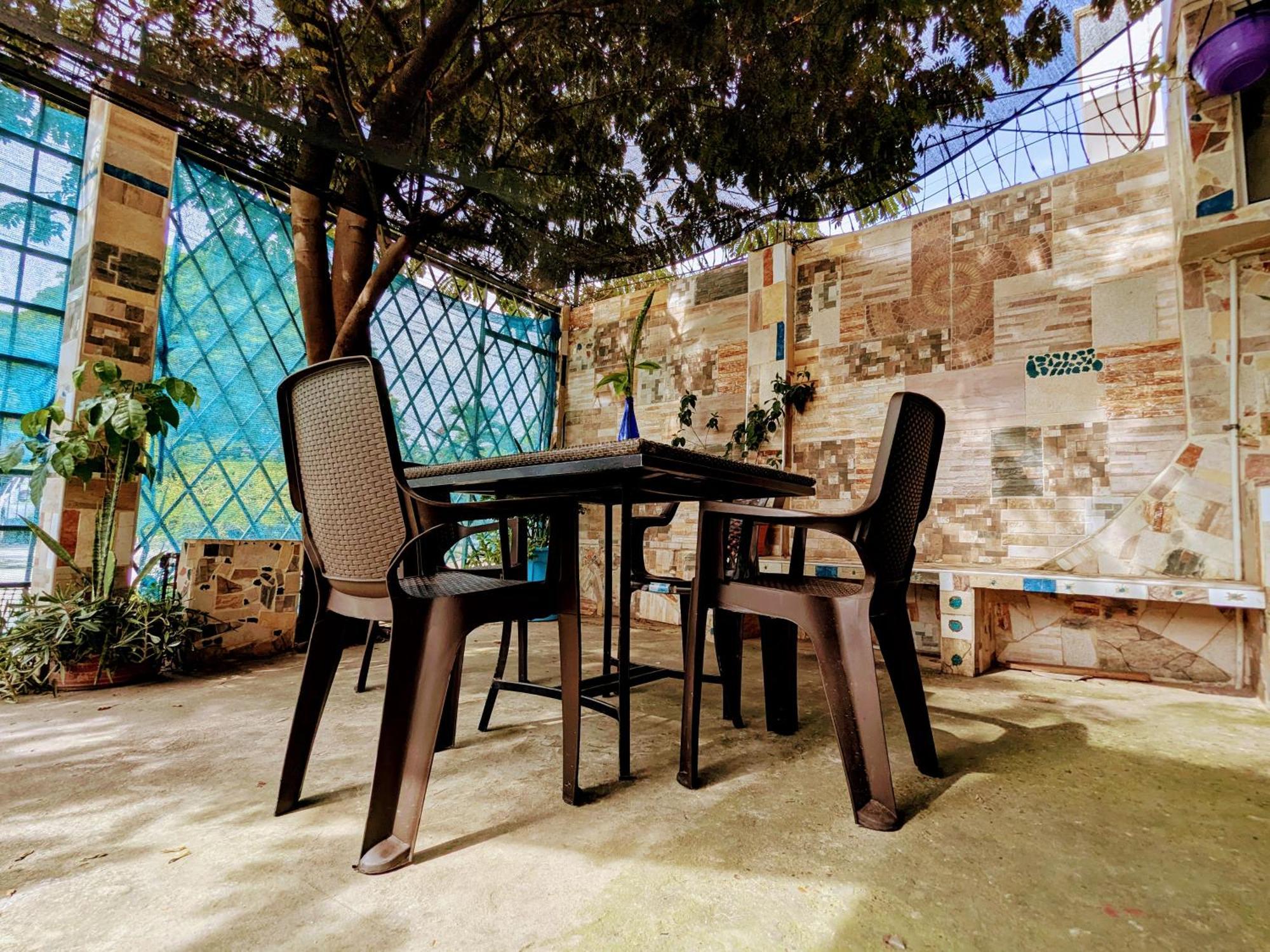 Me Quedo Aqui, Privado Y Cerca Del Aeropuerto *