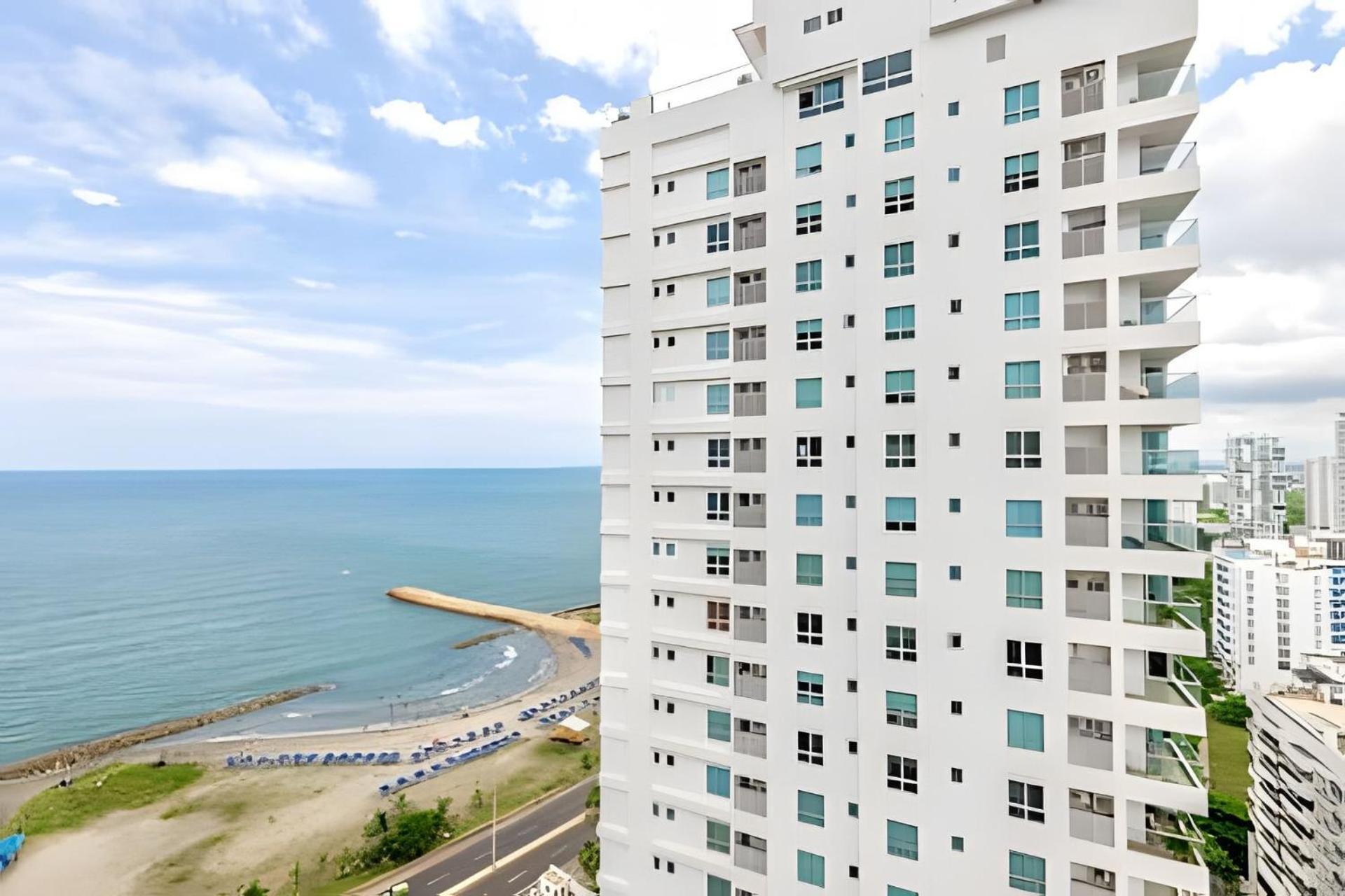 Nuevo Con Impresionante Vista A La Laguna Piso 21 Apartamento Cartagena