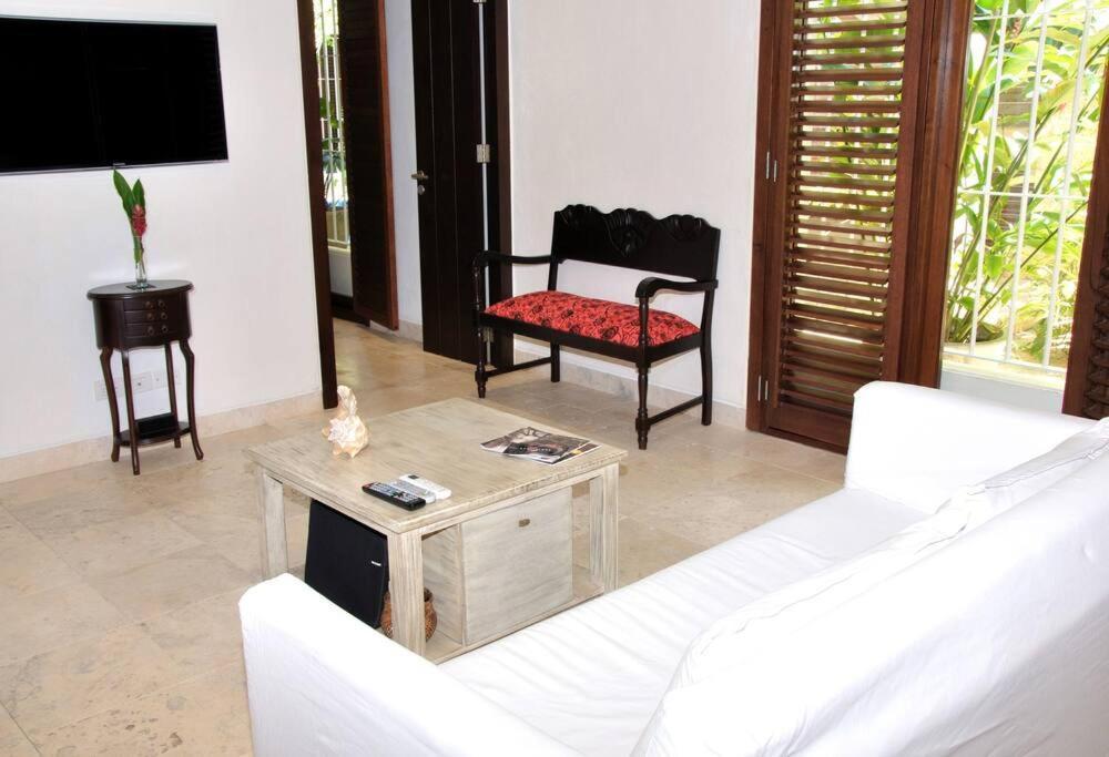 Charming 1br In The Heart Of Cartagena's Old * Cartagena