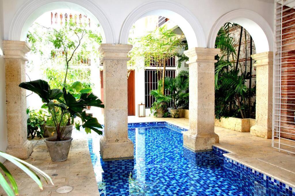 Apartamento Charming 1br In The Heart Of Cartagena's Old Cartagena