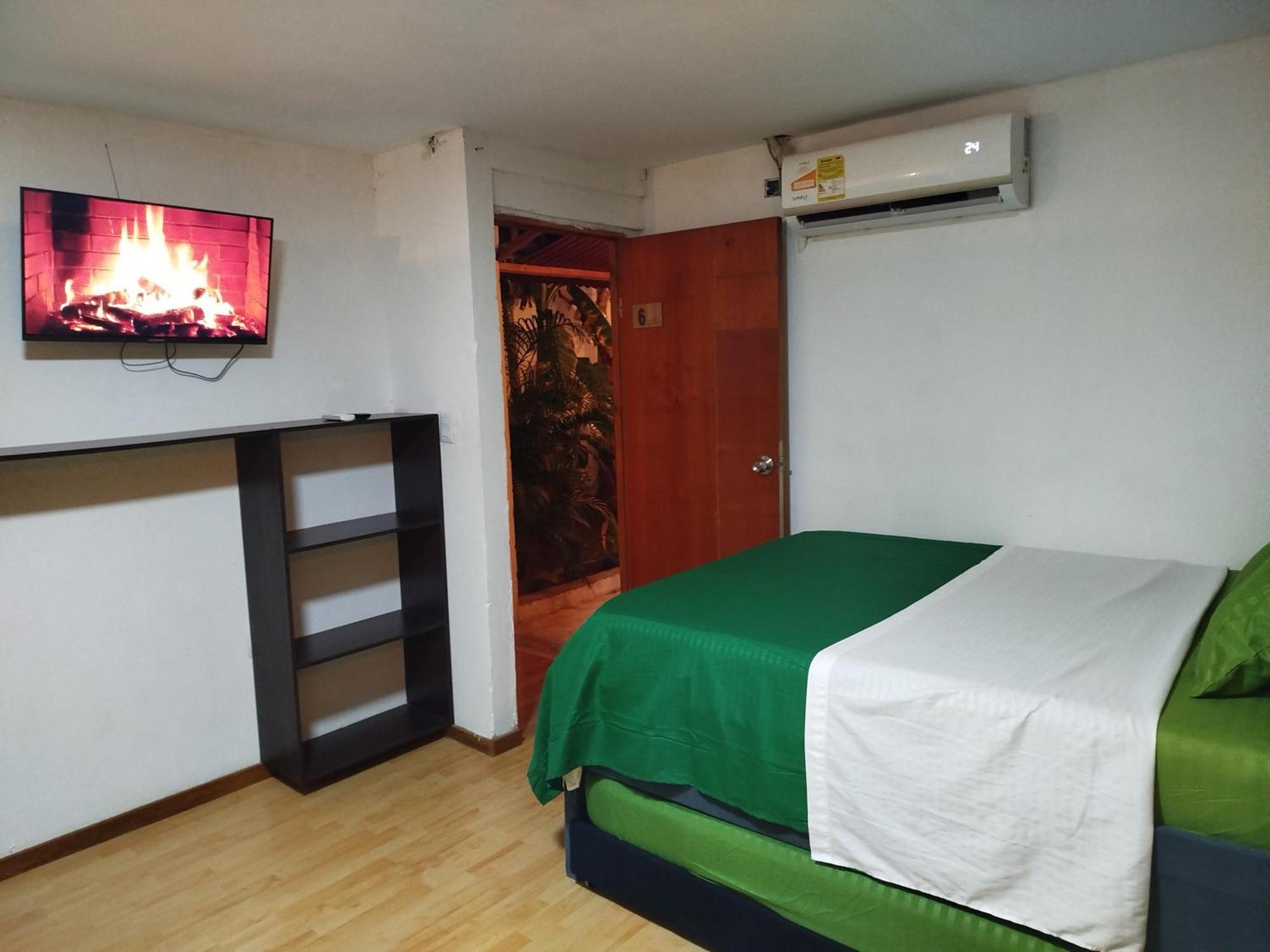 Habitacion Familiar Hasta Para 8 Personas Frente Al Mar Con Aire Acondicionado Y Wifi