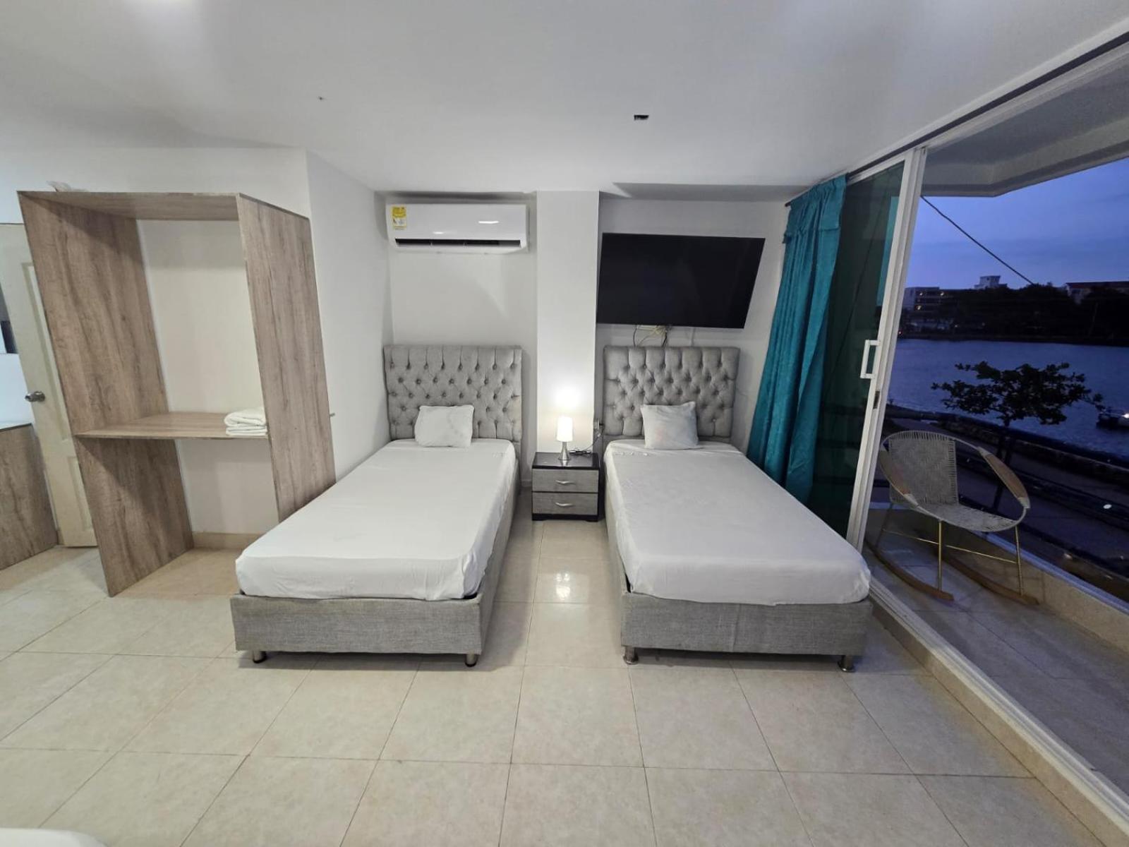 Apartahotel Marina Del Rey Gaitan *
