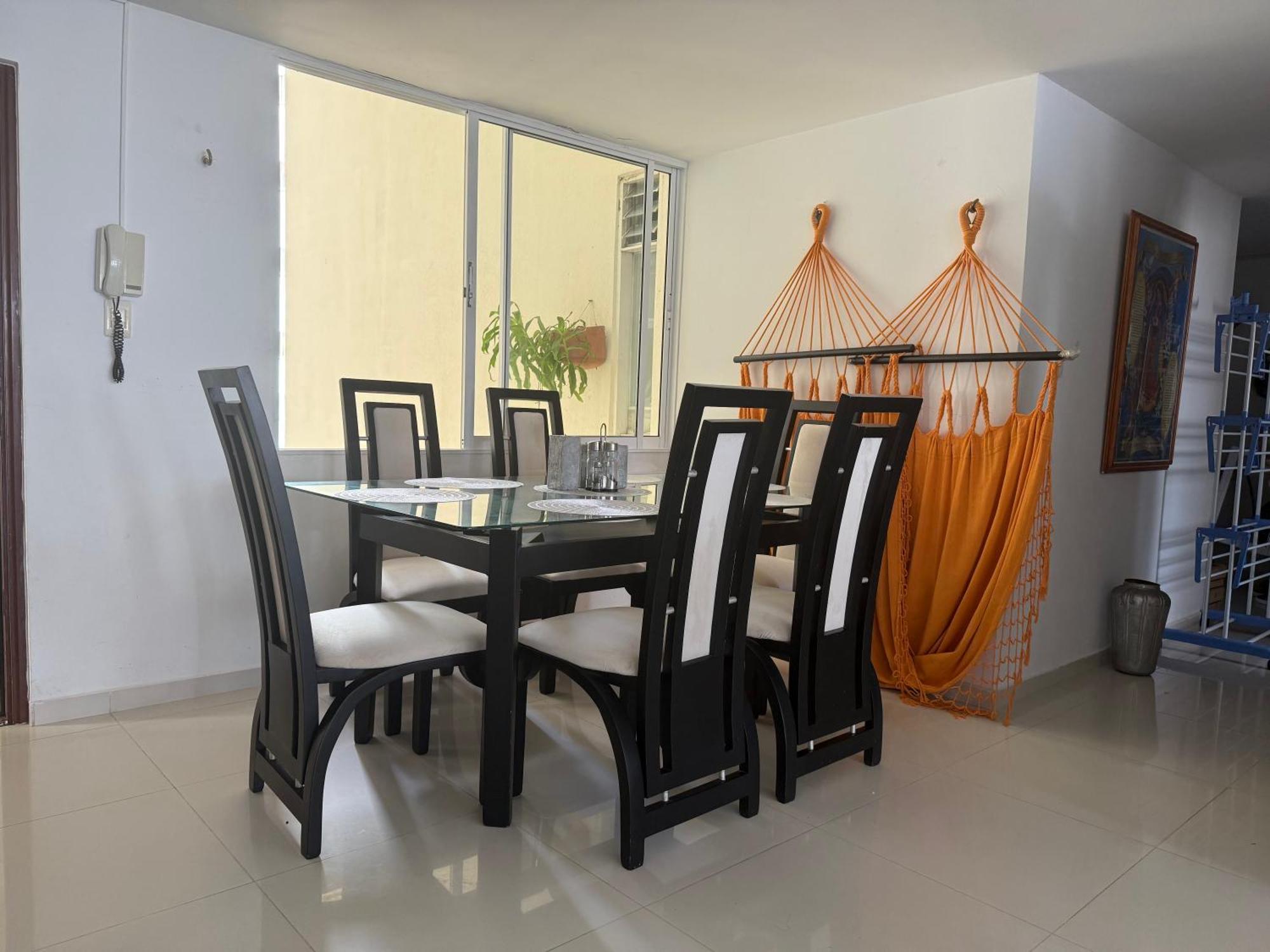 Apartamento En Bocagrande Lindo De Dos Alcobas Y De Tres