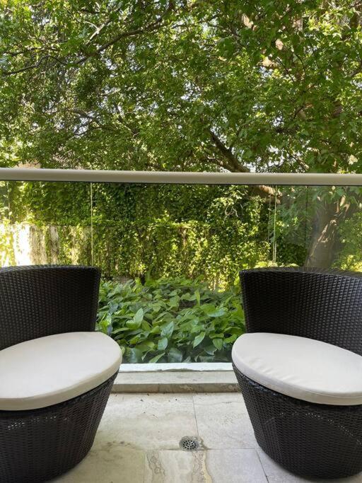 Apartamento Modern Comfort - Spacious 2br In Walled