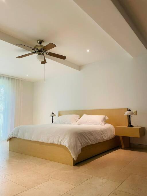 Apartamento Modern Comfort - Spacious 2br In Walled