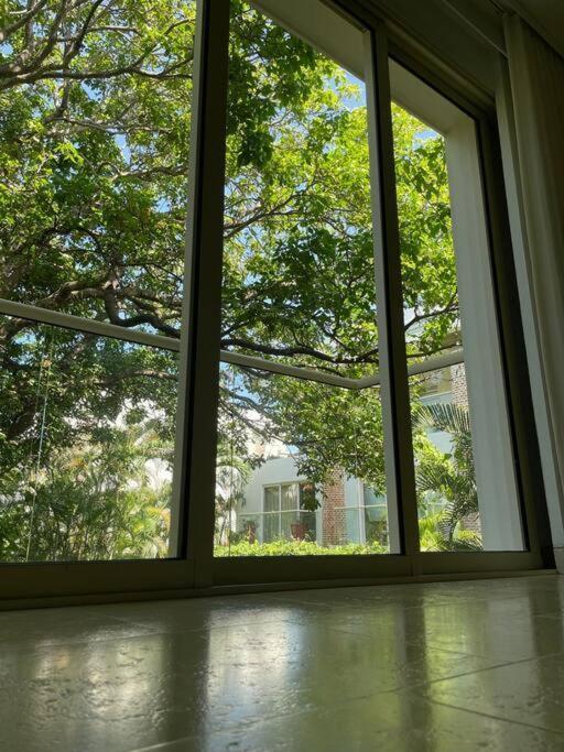 Apartamento Modern Comfort - Spacious 2br In Walled