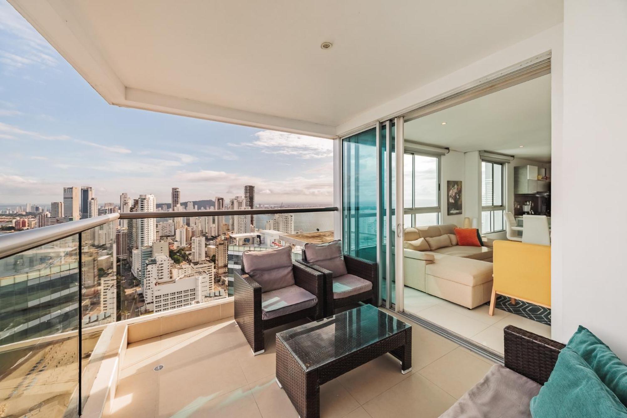 Apartamento Exclusivo Penthouse Con Vistas Incomparables Al Mar En Bocagrande